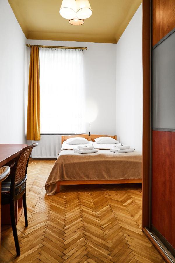 Top Location Apartments Topolowa Street Краков Экстерьер фото