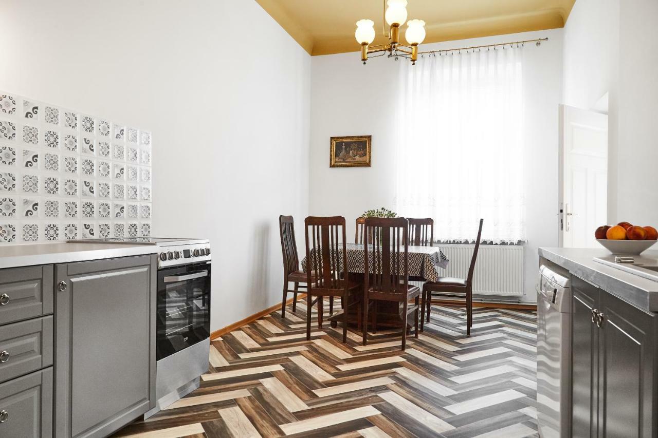 Top Location Apartments Topolowa Street Краков Экстерьер фото